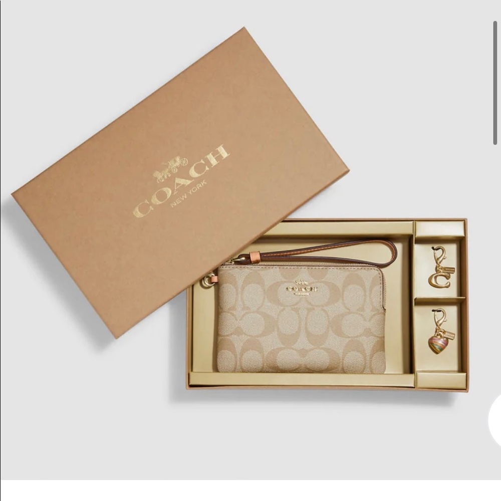 Coach Outlet Boxed Corner Zip Wristlet In Signature Canvas